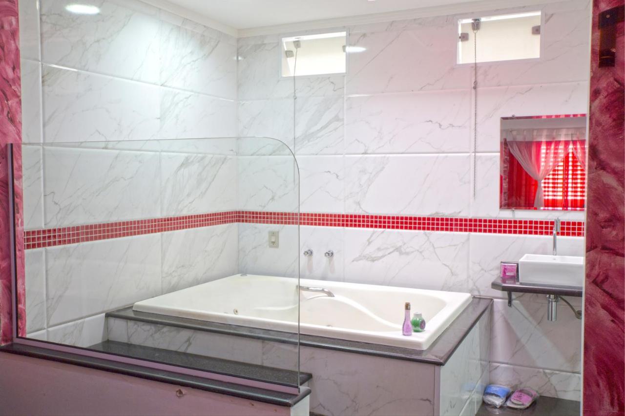 Hotel Tropical Cacapava